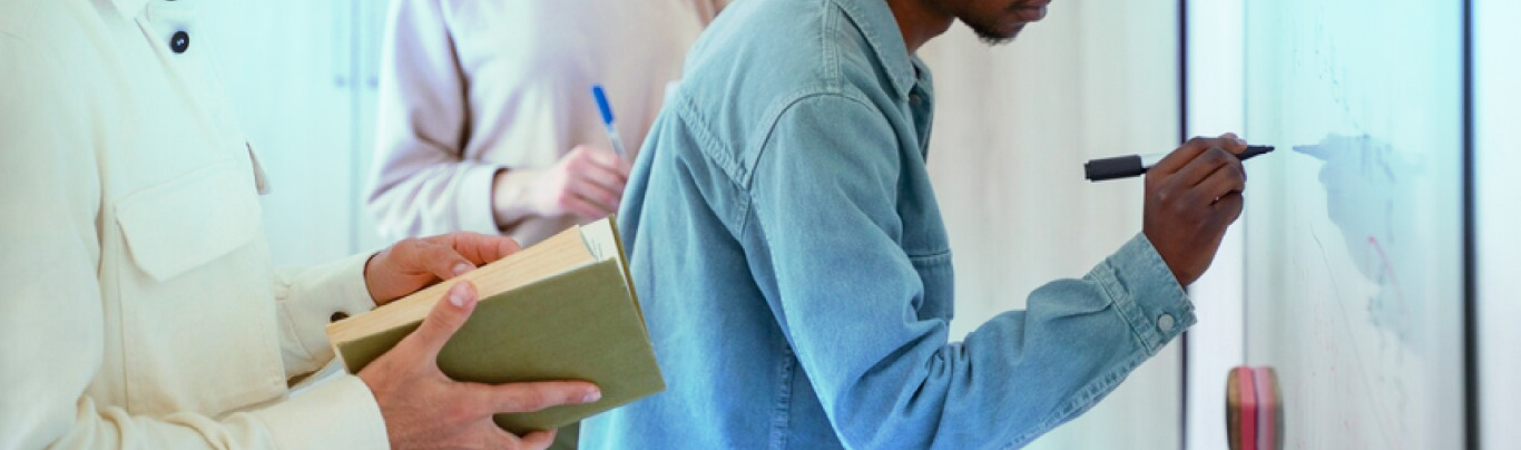PEDAGOGIA NAS ORGANIZAÇÕES